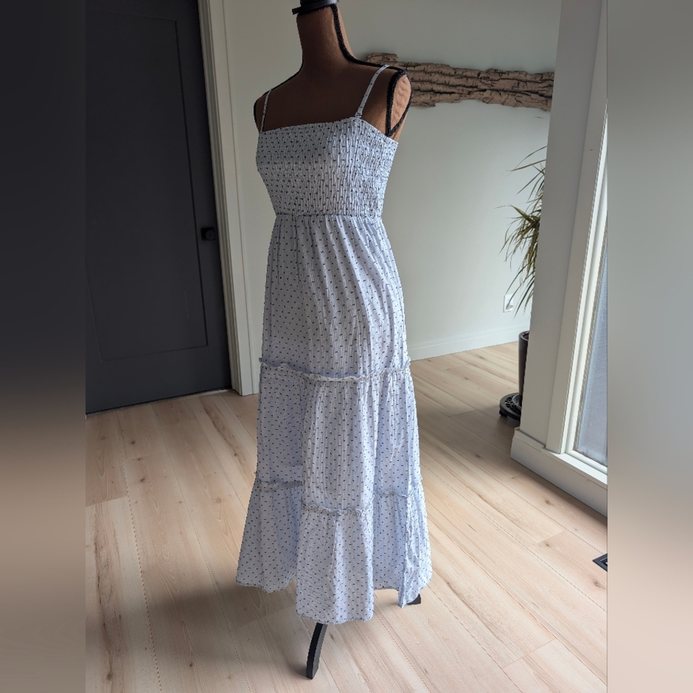 Elegant Blue Polka Dot Maxi Dress